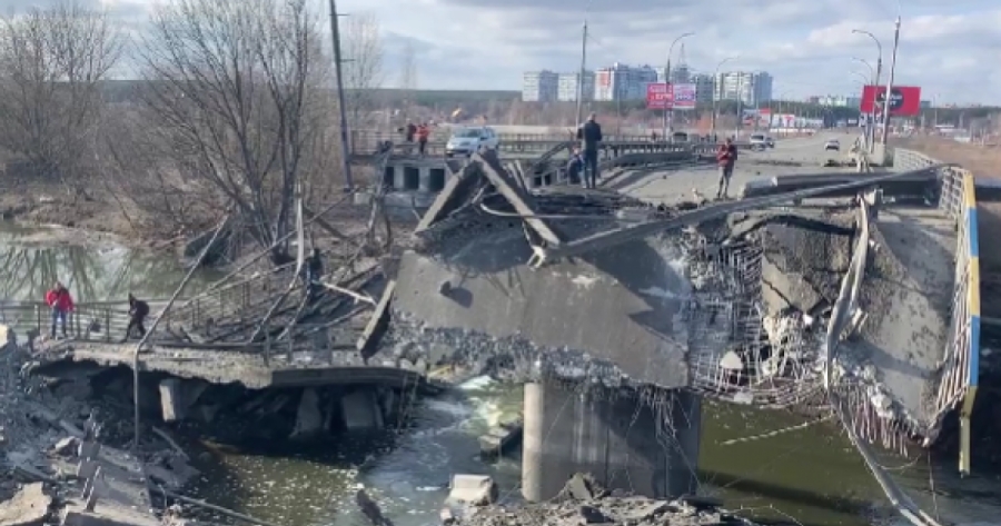 Οι Ρώσοι ανατινάζουν γέφυρες στο Severodonetsk για να εμποδίσουν την ενίσχυση των Ουκρανών