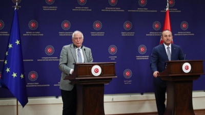 Borrell: Η ΕΕ θα συμβάλλει στην ανοικοδόμηση της Τουρκίας - Επικοινωνία με Cavusoglu