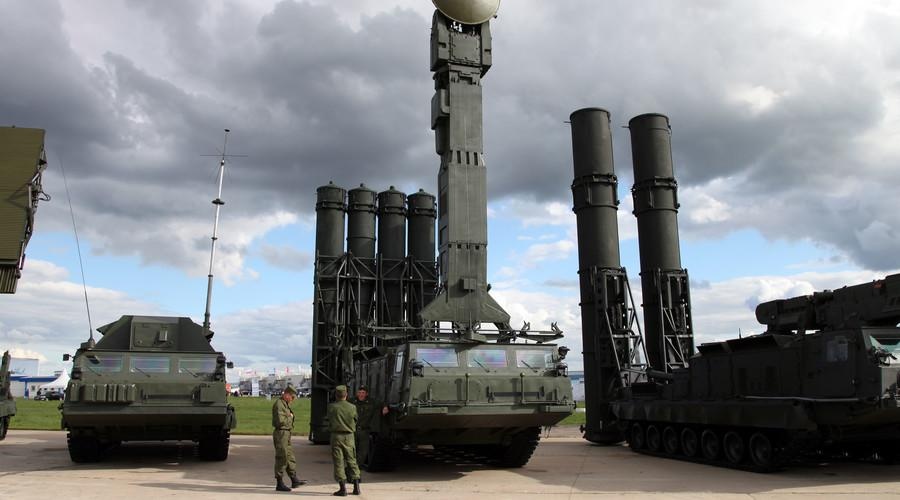 Ο στρατός της Βενεζουέλας αναπτύσσει πυραύλους S 300 μετά την αφιξη των ρωσικών στρατευμάτων