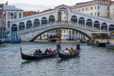 Βενετία: Έξαλλοι οι κάτοικοι από τους... τουρίστες - Ζητούν εισιτήριο από το 2023