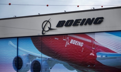 Αναστέλλει η Boeing τον υποχρεωτικό εμβολιασμό των υπαλλήλων της έναντι του Covid