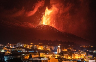 Ισπανία: Εικόνες που κόβουν την ανάσα από την έκρηξη του ηφαιστείου της La Palma