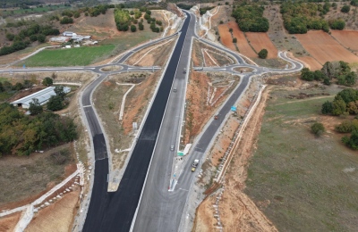 Αντίστροφη μέτρηση για τον αυτοκινητόδρομο Ε65 των 450 εκατ. ευρώ με τις 23 γέφυρες - Πότε παραδίδεται