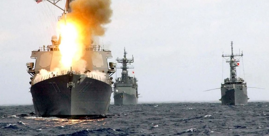 Επιδρομή ΗΠΑ στην Υεμένη - Μια ανάσα από το USS Gravely πύραυλος των Houthis