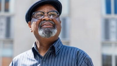 ΗΠΑ - Μια απίστευτη ιστορία ζωής: Αφροαμερικανός αθωώθηκε μετά από 48 χρόνια στη φυλακή για φόνο που δεν διέπραξε ποτέ