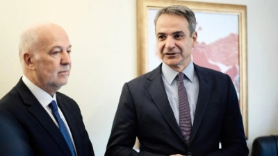 Πρωτοφανές: Ο Μητσοτάκης τρέμει προσωπική συντριβή στη Α' Θεσσαλονίκης και... κατεβάζει των Φλωρίδη