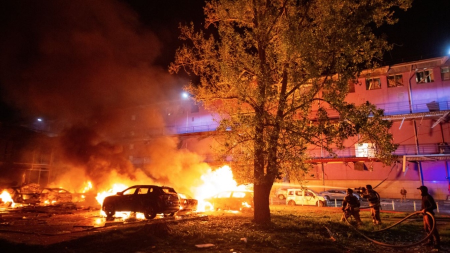 Ανατριχιαστική αποκάλυψη - Οι Ουκρανοί έμποροι... θανάτου κρύβουν τα όπλα τους σε πυκνοκατοικημένες περιοχές του Κιέβου