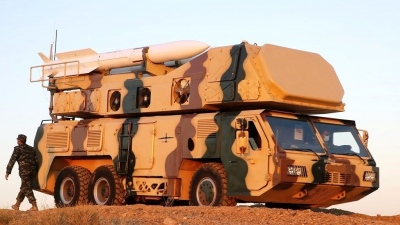 Το Ιράν εξοπλίζεται και οχυρώνεται - Παρέλαβε νέα αντιαεροπορικά συστήματα (vid)