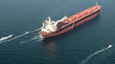 Τάνκερ - φαντάσματα σπάνε την κόλαση του Περσικού – Τα πρώτα δεξαμενόπλοια «σπάνε» τον αποκλεισμό