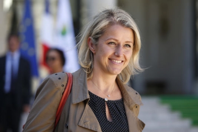 Γαλλίδα υπ. Περιβάλλοντος: Θα συνεχίσουμε να πληρώνουμε σε ευρώ ή σε δολάρια, όπως προβλέπουν τα συμβόλαια