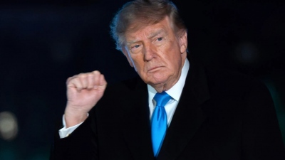 Το Atlantic αποκαλύπτει: O Trump θα σύρει τους Ουκρανούς σε συμφωνία ειρήνης «ακόμη και με τη βία» ως τον Δεκέμβριο