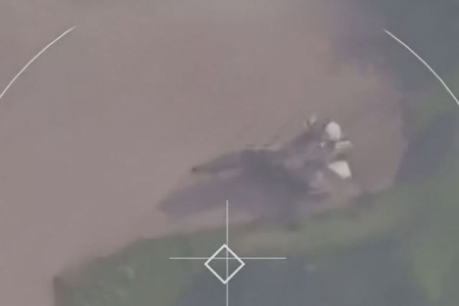 Εκρήξεις στην Ουκρανία: Καταστράφηκε ολοσχερώς μαχητικό Su-27 στο αεροδρόμιο Mirgorod - Χτύπημα ακριβείας από Iskander