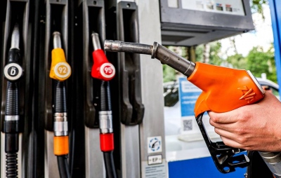 Η Ρωσία παρατείνει την απαγόρευση εξαγωγών βενζίνης έως το τέλος του 2025