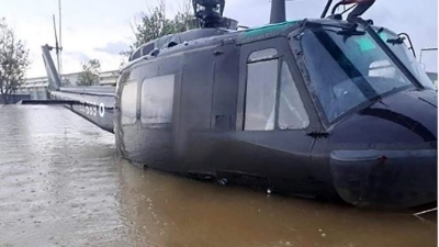 ΓΕΣ: Τα ελικόπτερα της 1ης Ταξιαρχίας Αεροπορίας Στρατού στο Στεφανοβίκειο μεταφέρθηκαν σε στεγνή πίστα