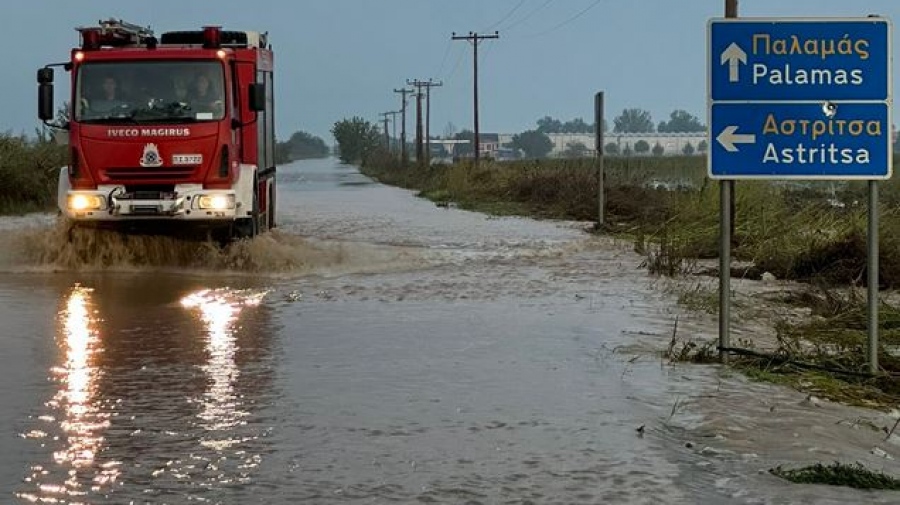 Πυροσβεστική: Πάνω από 2.100 διασώσεις στη Θεσσαλία – Συνολικά 7.687 κλήσεις για αντλήσεις υδάτων και κοπές δέντρων στις 5-9/9