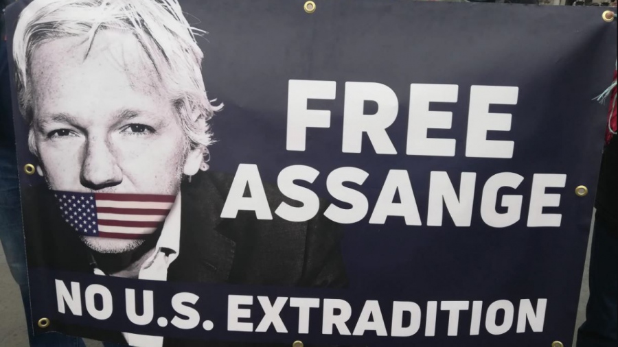 Julian Assange: Πλησιάζει η ώρα μηδέν για την έκδοσή του και για την ... τύχη της ελευθερίας του Τύπου στη Δύση