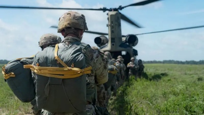 Σε τρία μέτωπα: Οι Αμερικανοί ναύαρχοι σχεδιάζουν να πολεμήσουν ταυτόχρονα τη Ρωσία, το Ιράν και την Κίνα