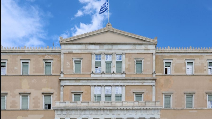 Βουλή: Κατατέθηκε το νομοσχέδιο για την ενίσχυση της Πολιτικής Προστασίας - Στόχοι και αλλαγές