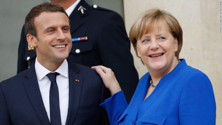 Μέτωπο 12 χωρών κατά Macron - Merkel - Νέοι τριγμοί προμηνύονται στην Ευρωζώνη
