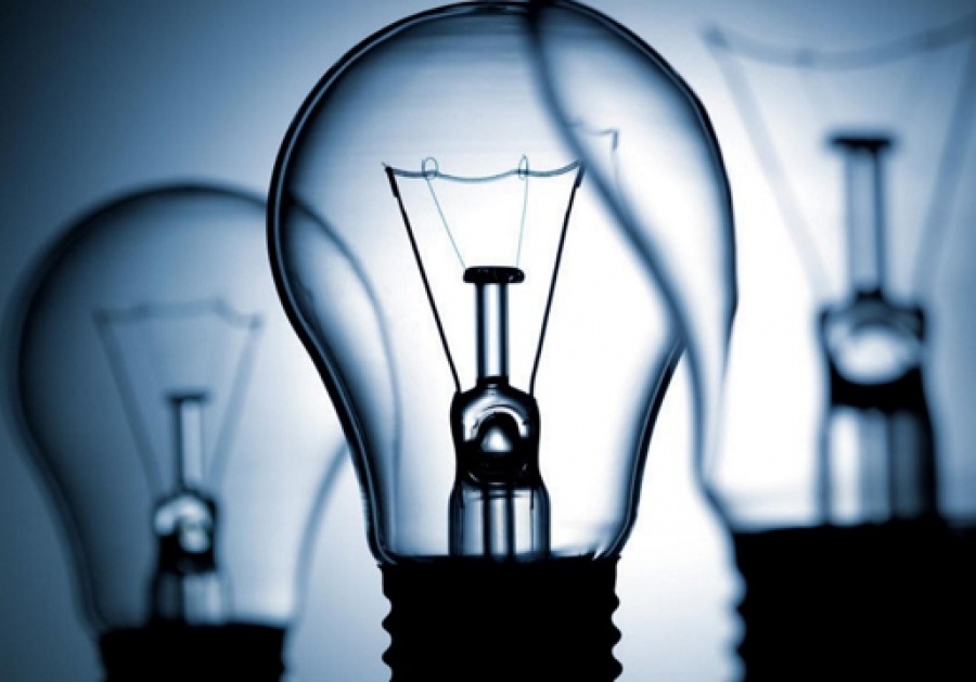 Μερίδιο από το 1 δισ. ευρώ τζίρο της ηλεκτροδότησης Δημοσίου - Δήμων διεκδικούν οι ιδιώτες πάροχοι