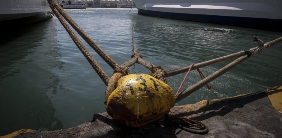 Παραλύουν τα λιμάνια από την Τρίτη 27 Δεκεμβρίου - Απεργία για τέσσερις ημέρες