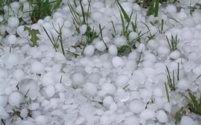 Τρίκαλα: Καταστροφές από ισχυρή χαλαζόπτωση σε χωριά του δήμου Φαρκαδόνας