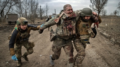 Αδιανόητο - Ουκρανός διοικητής αρνήθηκε να απομακρύνει τραυματίες γιατί ήθελε να κοιμηθεί