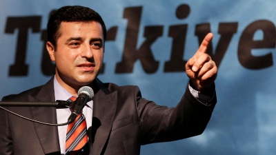 Αναταραχή στην Τουρκία: Φωτογραφία του Κούρδου πολιτικού κρατουμένου Demirtas μέσα από τη φυλακή - 10 χρόνια πίσω από τα σίδερα