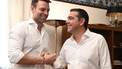 Ο Τσίπρας παρέδωσε την ηγεσία του ΣΥΡΙΖΑ στον Κασσελάκη - Έμφαση στην ενότητα και στις δυσκολίες της κοινωνίας