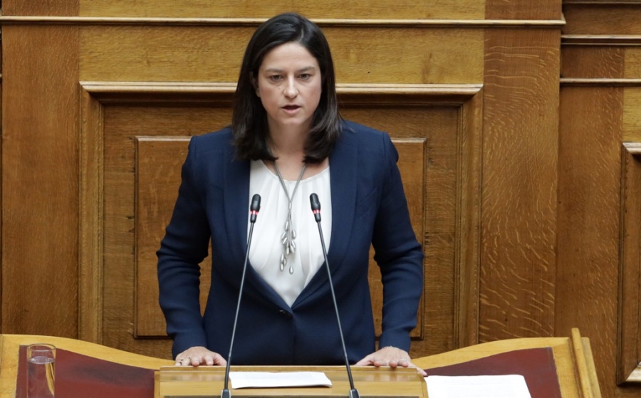 Κεραμέως: Καμία σκέψη για επιμήκυνση της σχολικής χρονιάς λόγω κορωνοϊού