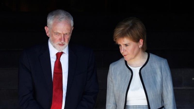 The Sun: Μυστική συνάντηση Sturgeon – Corbyn για το Brexit – Ζυμώσεις για «ναι» σε πρόωρες εκλογές