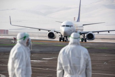Οι αεροπορικές βασίζουν τις ελπίδες τους σε τεστ κορωνοϊού που δίνουν αποτελέσματα μέσα σε λίγα λεπτά