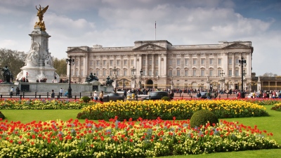Αγγελία για νέο σύμβουλο επικοινωνίας έβαλε το Παλάτι του Μπάκιγχαμ… με ετήσιο μισθό 37 χιλ. δολάρια