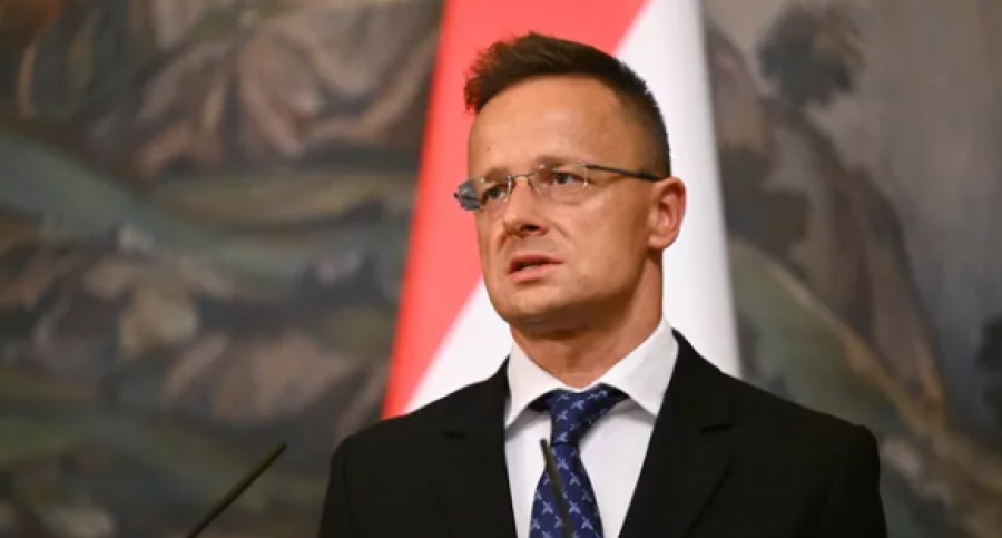 Szijjártó (ΥΠΕΞ Ουγγαρίας):  Ο χρόνος μετρά υπέρ της Ρωσίας, η Ουκρανία απλώς επιδεινώνει τη θέση της στις ειρηνευτικές διαπραγματεύσεις