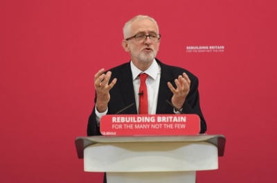 Το βάρος στη στήριξη των εργαζομένων ρίχνει ο Corbyn - Θέλει να ιδρύσει Υπουργείο για τα Εργασιακά Δικαιώματα