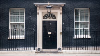 Downing Street: Η Truss θα συνεχίσει και μετά τις 31/10 – Συνάντηση με τον πρόεδρο της Επιτροπής 1922