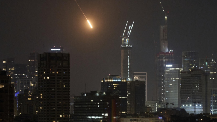 Τελευταία γέφυρα πριν τη ρήξη: Γερμανία, Γαλλία, Βρετανία, καλούν το Ιράν σε άμεσες συνομιλίες για το πυρηνικό του πρόγραμμα