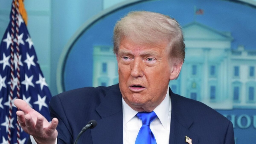 Financial Times: Έκτακτες συσκέψεις Trump για απαγόρευση στις εξαγωγές diesel από τις ΗΠΑ