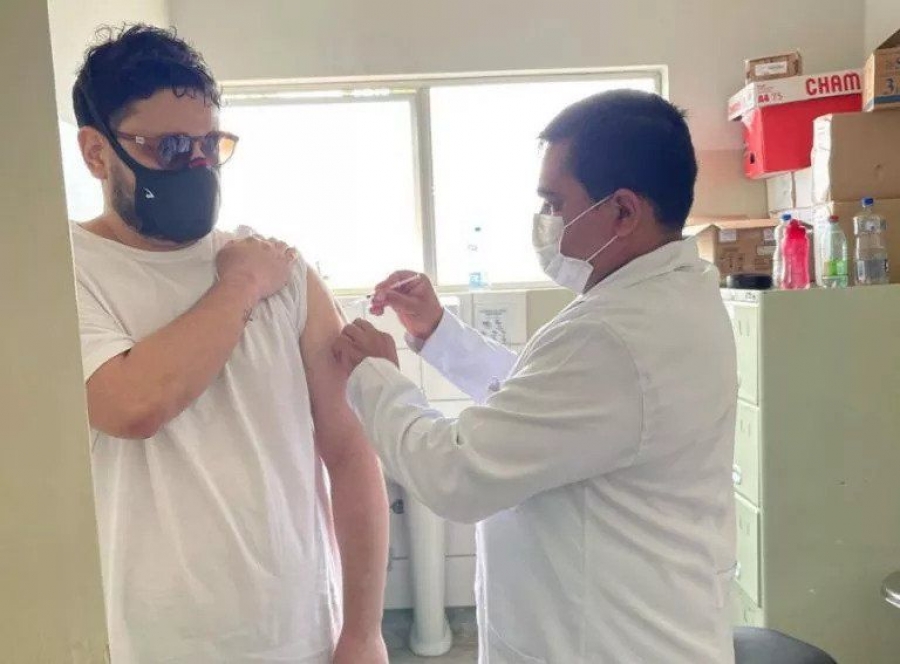 Βραζιλία: Διάσημος 28χρονος τραγουδιστής πέθανε από θρόμβωση λίγες ημέρες μετά τον εμβολιασμό του