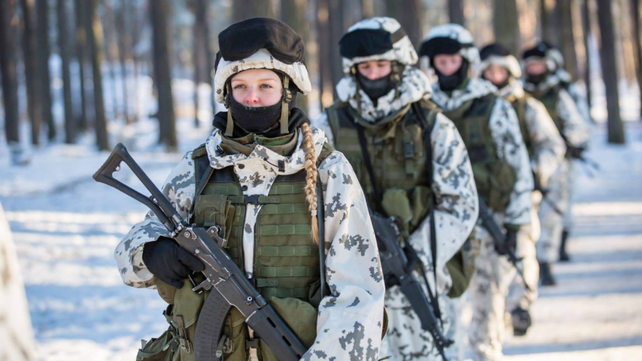Η Φινλανδία στρατιωτικοποιείται για πόλεμο με τη Ρωσία - Η κοινωνία καταρρέει, «οι άνθρωποι μετατρέπονται σε ζόμπι»