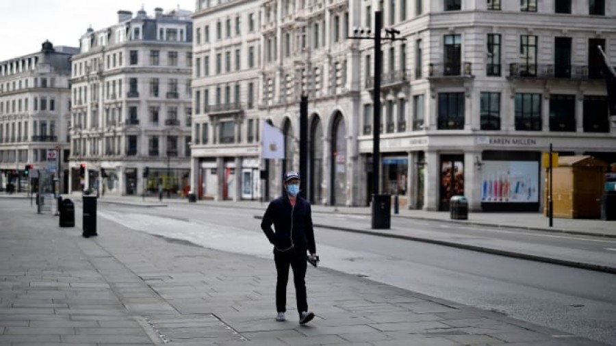 Βρετανία: 250.000 απολύσεις σε ξενοδοχεία και εστίαση φέρνουν τα νέα μέτρα στο Λονδίνο