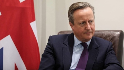 Ο Cameron (ΥΠΕΞ Βρετανίας) ζητεί από τις χώρες του ΝΑΤΟ αύξηση αμυντικών δαπανών