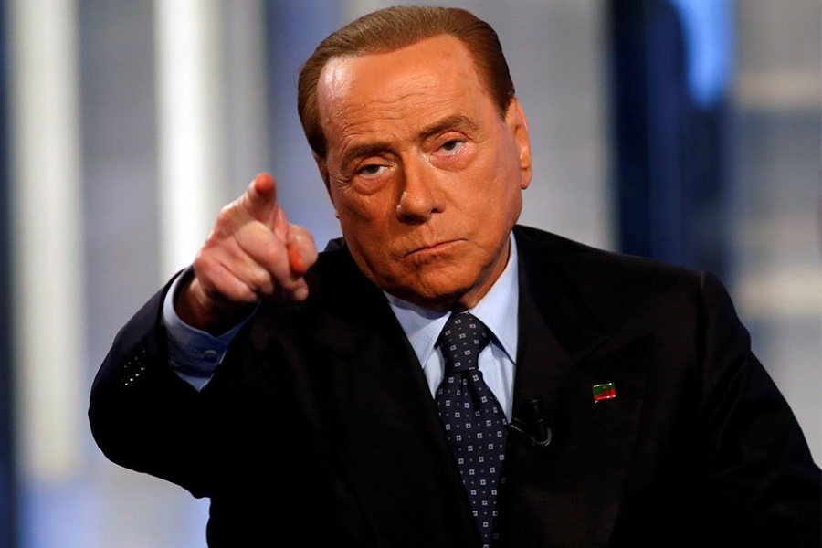 Berlusconi: Μία κυβέρνηση M5S – PD θα έφερνε στην Ιταλία μόνο φόρους και ύφεση