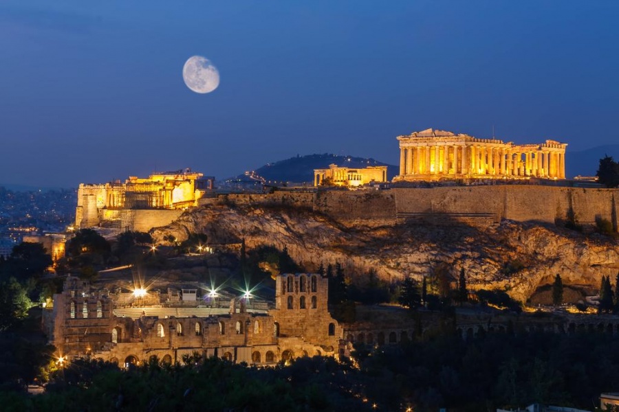 Μαζικές εξώσεις στην Αθήνα λόγω Airbnb και «χρυσής βίζας»