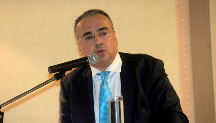 Βερβεσός κατά Χατζηδάκη: Αν η απόφαση του Ελεγκτικού δεν αρέσει, τότε θα οδηγηθούμε να αποφασίζει το υπουργικό συμβούλιο;