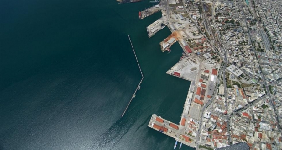 Κλείνουν οι αδειοδοτικές εκκρεμότητες για την επέκταση του 6ου προβλήτα του ΟΛΘ