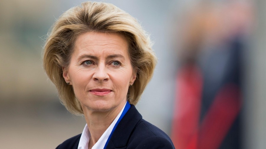 Von der Leyen (EE): Η AstraZeneca να παραδώσει τα 400 εκατ. δόσεις όπως συμφωνήθηκε