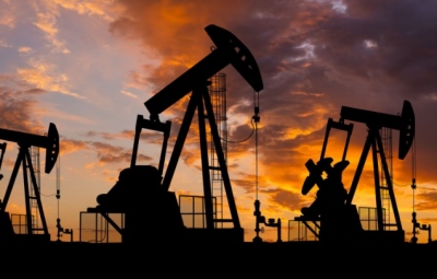 Οριακή άνοδος στο πετρέλαιο, δεν «πείθουν» οι περικοπές του ΟΠΕΚ+