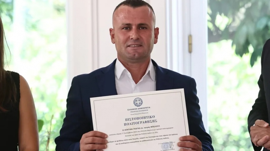 Ελληνική ιθαγένεια απέκτησε τιμητικά ο Γκόγκα Λεντιάν που ρίσκαρε τη ζωή του και ανέσυρε τα δύο παιδιά από τον Άραχθο