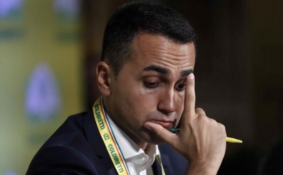 Di Maio: Η ιταλική κυβέρνηση δεν σχεδιάζει δημοψήφισμα για την παραμονή της χώρας στο ευρώ